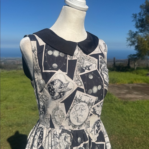 ModCloth Black Printed Whimsical Swing Sleeveless Goth Whimsigoth Dress Small - Picture 2 of 11